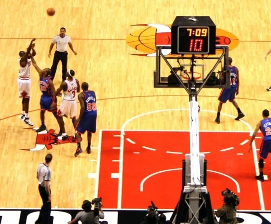 Understanding Basketball Game Structure: Periods and Quarter Lengths