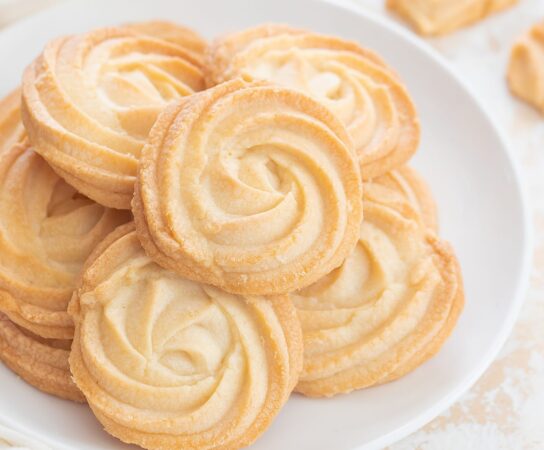 Discover How to Make Delicious Biscuits with Only Three Ingredients