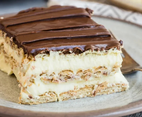 How to Make an Irresistible Eclair Cake That Everyone Will Love