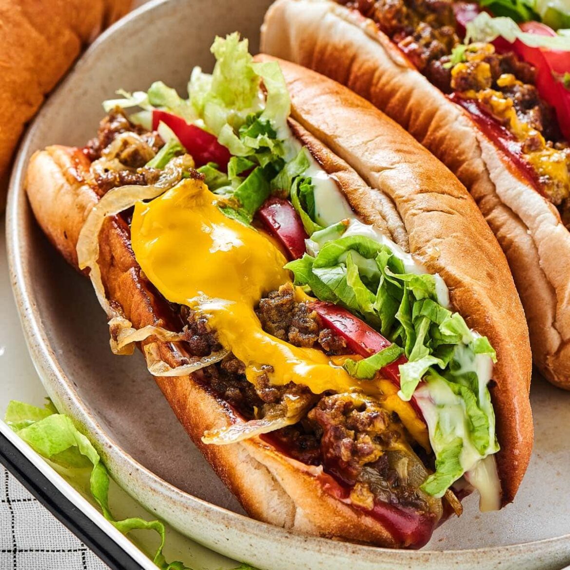 How to Make the Ultimate Chopped Cheese Sandwich at Home