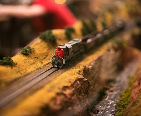 Discover the Conversion of HO Scale Miles to Feet in Model Railroading