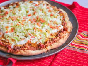 How to Make the Ultimate Homemade Taco Pizza for Family Dinners