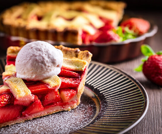Delicious and Easy Rhubarb Pie Recipe for Beginners and Experts