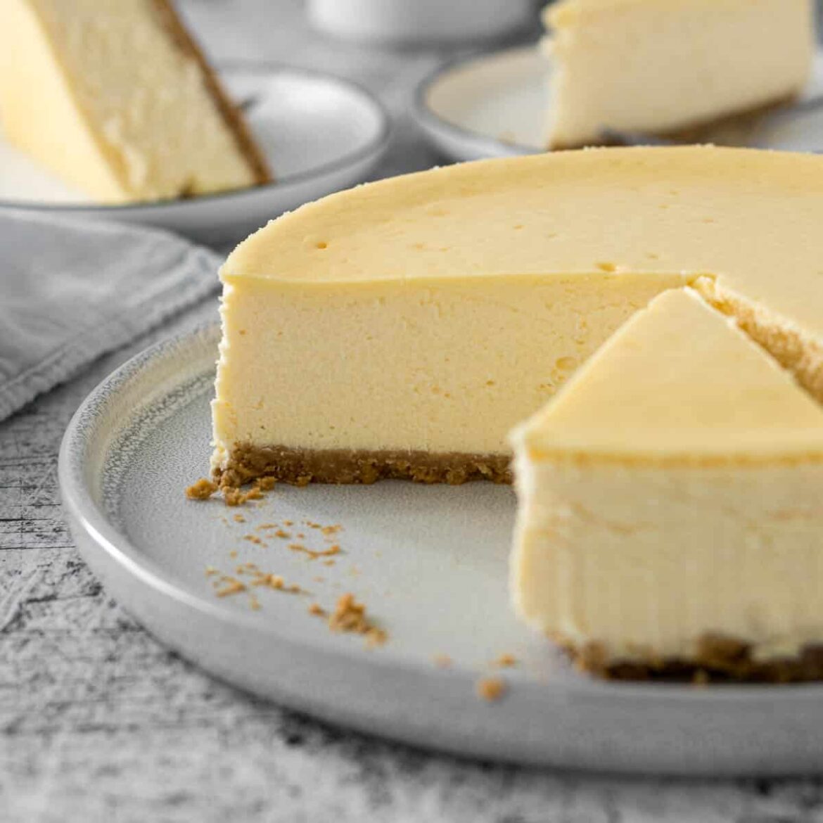 Delicious Philadelphia Cream Cheese Cheesecake Recipe for Every Occasion