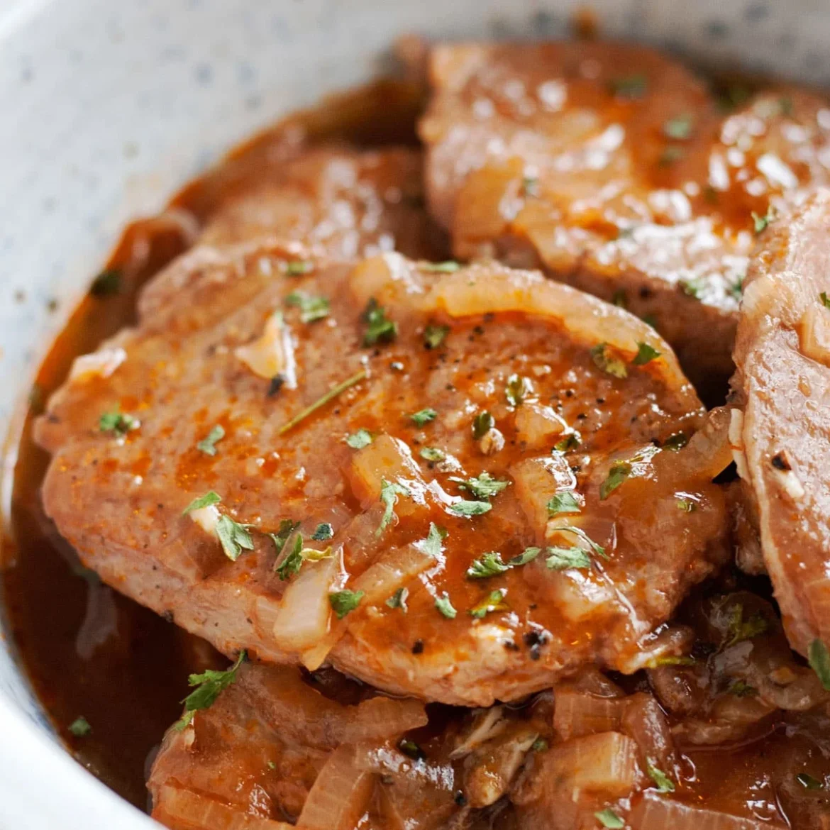 Master the Art of Cooking Thin Cut Pork Chops With Flavorful Results