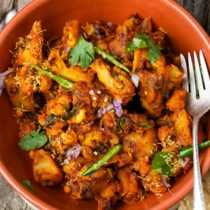 How to Make Aloo Gobi – A Spiced Potato and Cauliflower Delight