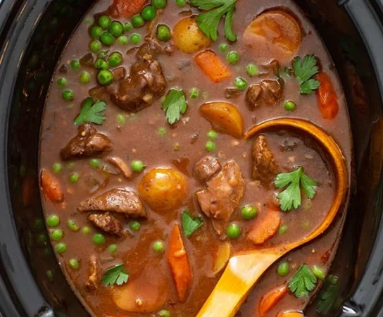 Discover the Top 10 Slow Cooker Recipes for Effortless Weeknight Dinners
