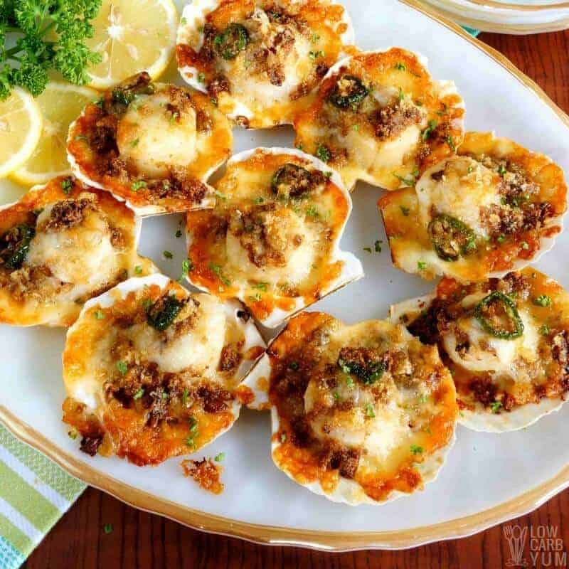 How to Make the Best Baked Scallops with Buttery Crumb Topping